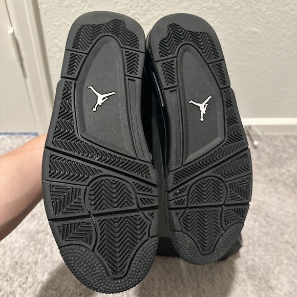 Size 9.5 - Jordan 4 Retro Mid Black Cat - Picture 4 of 5